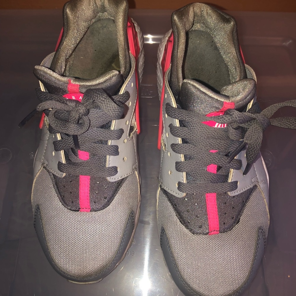 Nike Women's Huarache. Super comfortable